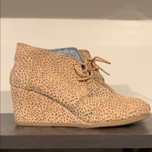 Cheetah toms